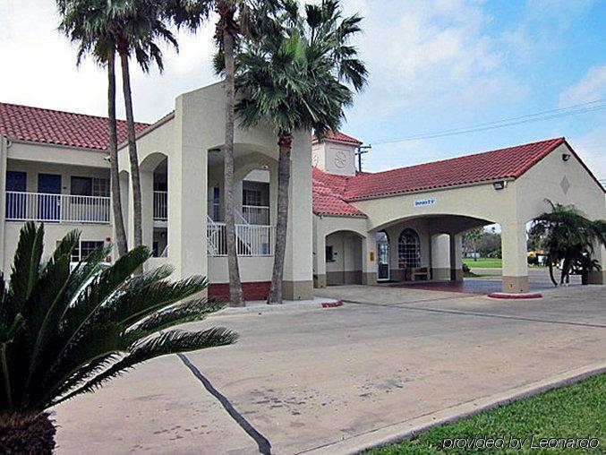 Motel 6-Edinburg, Tx Екстер'єр фото